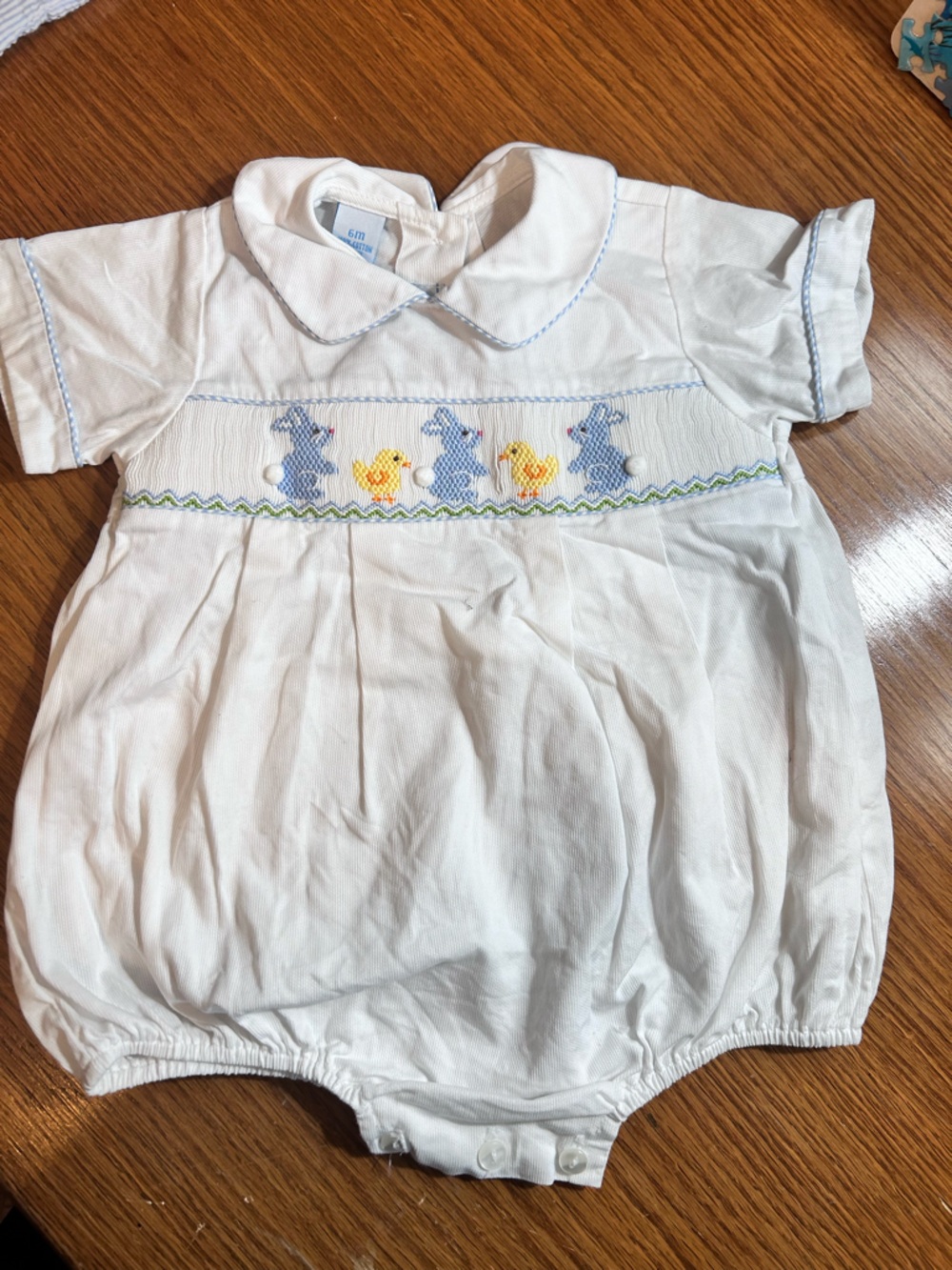 Euc- White Bubble with Blue bunnies and Yellow Duck Smocking spring/easter